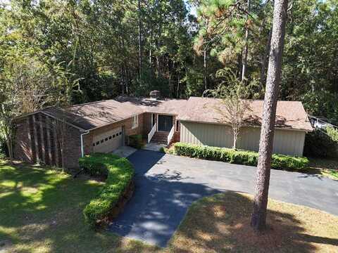 107 Hiding Place, Thomasville, GA 31792