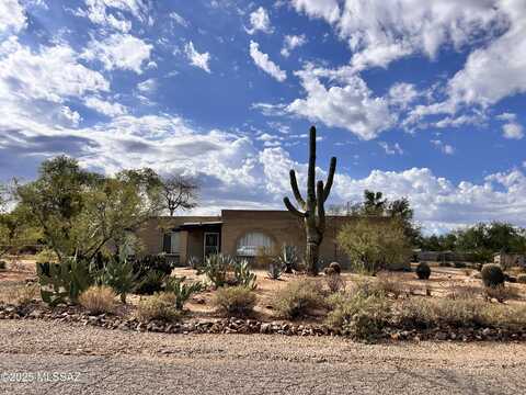 841 W Cool Drive, Tucson, AZ 85704