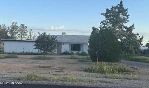 1105 E Treasure Rd, Pearce, AZ 85625