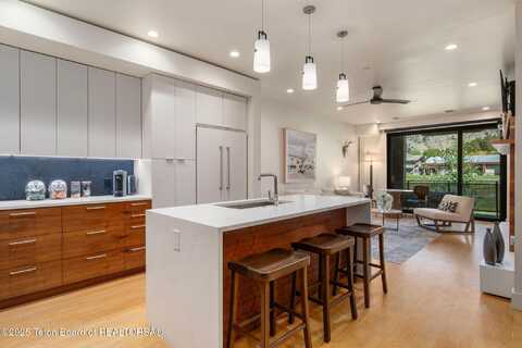 680 S CACHE STREET, Jackson, WY 83001