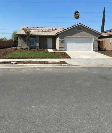 1109 S Royal Oak Place E, Porterville, CA 93257