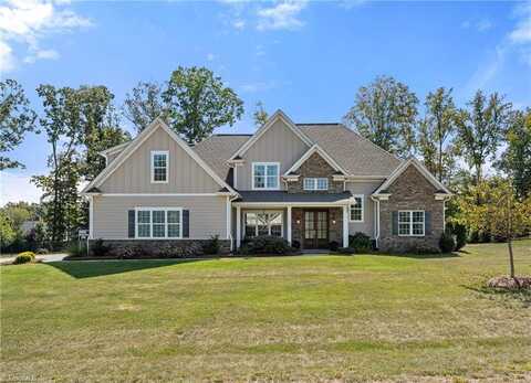 128 Lantern Drive, Advance, NC 27006
