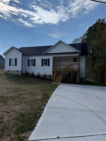 2032 NC Highway 62 W, Burlington, NC 27215