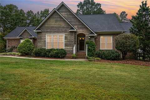 6919 Harvest Glen Drive, Greensboro, NC 27406