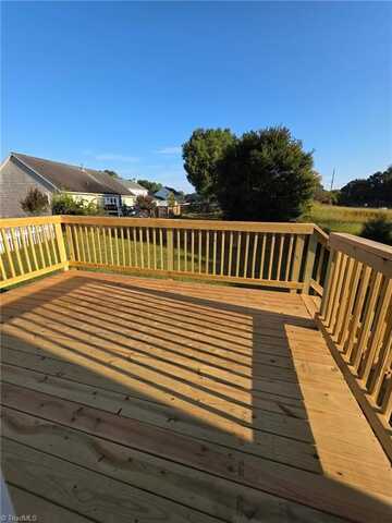 5415 Bridgegate Drive, Winston Salem, NC 27106