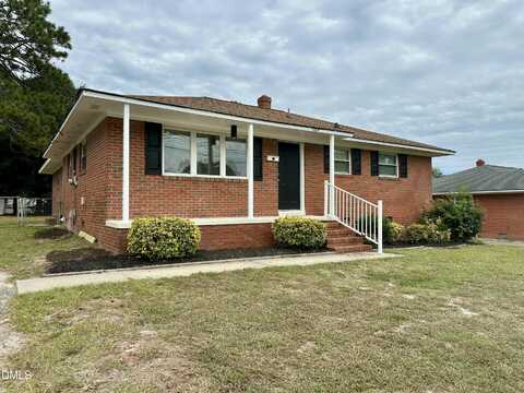 1868 Gola Drive, Fayetteville, NC 28301