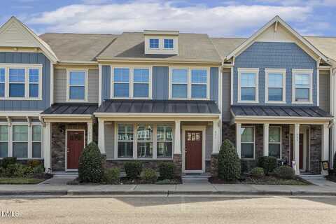 957 Ambergate Station, Apex, NC 27502