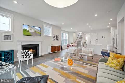 43441 BETTYS FARM DRIVE, CHANTILLY, VA 20152