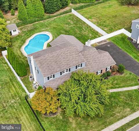 494 KEATING DRIVE, YARDLEY, PA 19067