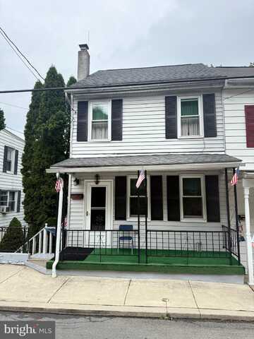 37 E SAVORY STREET, POTTSVILLE, PA 17901