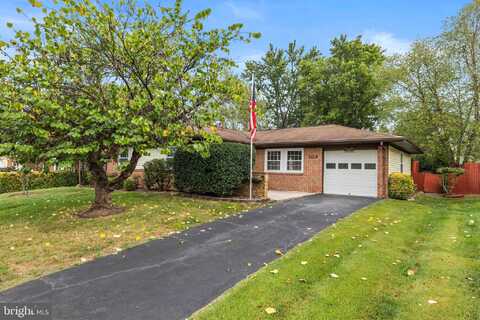 210 W BEECH ROAD, STERLING, VA 20164
