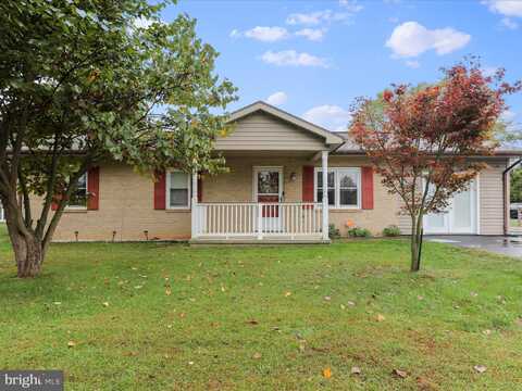 27 TANGLEWOOD DRIVE, MARTINSBURG, WV 25405