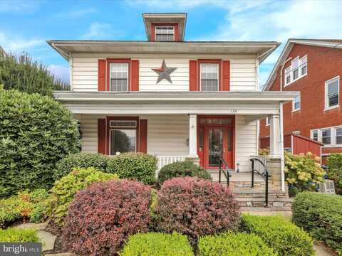 109 W BROAD STREET, NEW HOLLAND, PA 17557