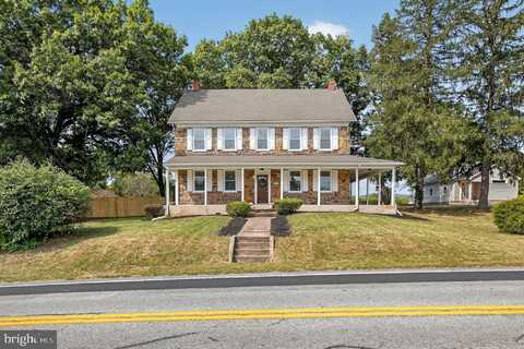 225 E CANAL ROAD, YORK, PA 17404