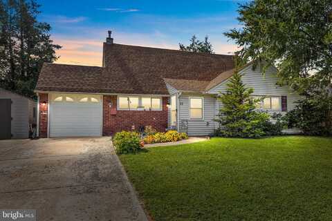 11 HILLTOP ROAD, LEVITTOWN, PA 19056