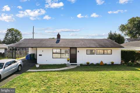 28 OLD POND ROAD, LEVITTOWN, PA 19057