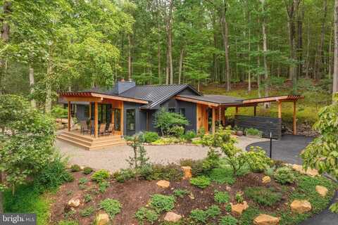 7034 ELY ROAD, NEW HOPE, PA 18938