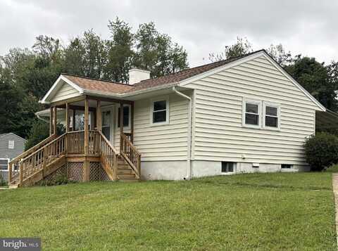 3823 PINEWOOD TERRACE, FALLS CHURCH, VA 22041