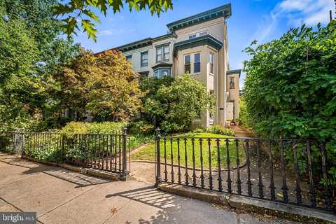 145 W LAFAYETTE AVENUE W, BALTIMORE, MD 21217