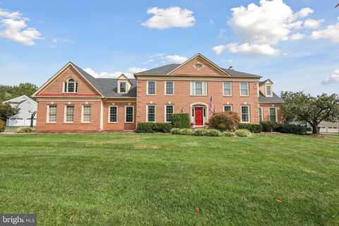 6627 MCCAMBELL CLUSTER, CENTREVILLE, VA 20120