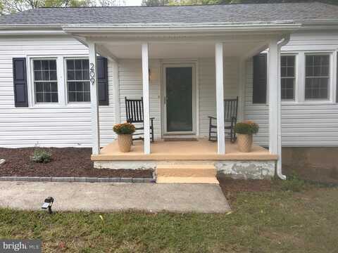 209 MAURY AVENUE, BOWLING GREEN, VA 22427