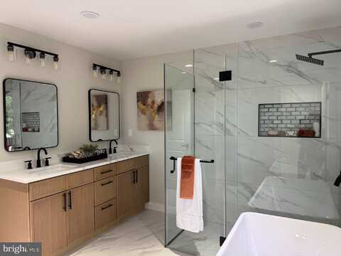 3819 WHITMAN ROAD, ANNANDALE, VA 22003