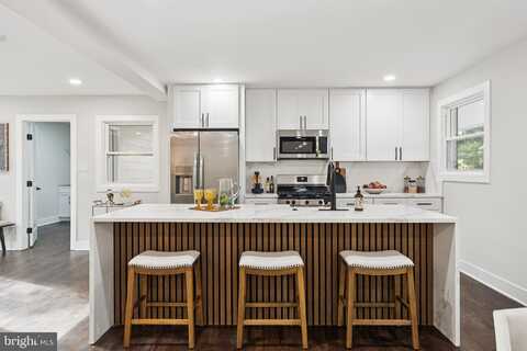 3819 WHITMAN ROAD, ANNANDALE, VA 22003