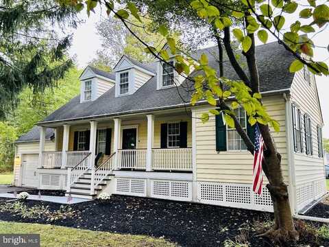 212 APPLE STREET, LEVITTOWN, PA 19057