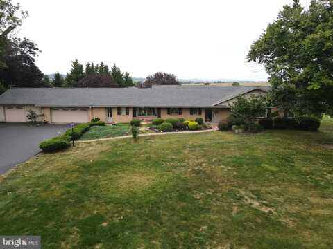 1680 CLEAR SPRING ROAD, MOUNT JOY, PA 17552