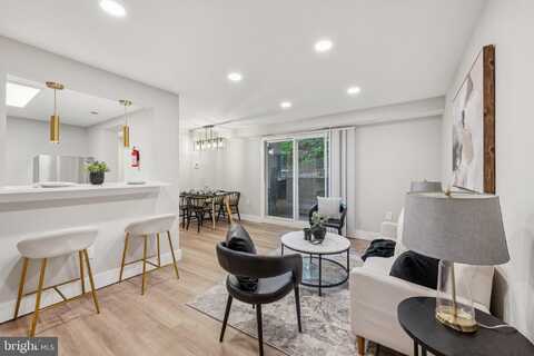 4473 B STREET SE, WASHINGTON, DC 20019