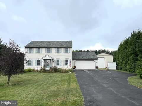 5867 KINGSFIELD DRIVE, NARVON, PA 17555