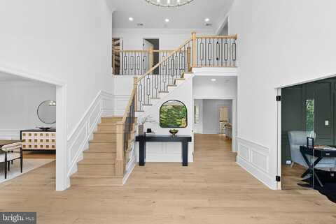 6121 LONG MEADOW ROAD, MCLEAN, VA 22101