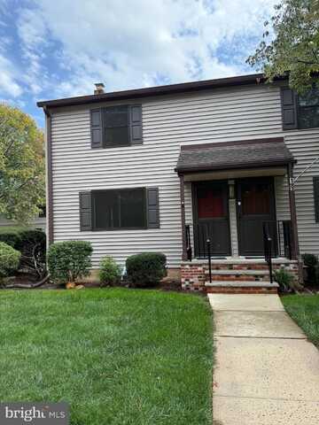 17 KATE LA, METUCHEN, NJ 08840