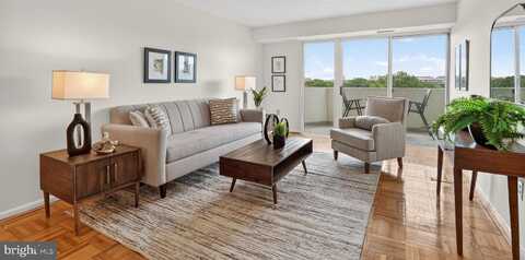 700 7TH STREET SW, WASHINGTON, DC 20024