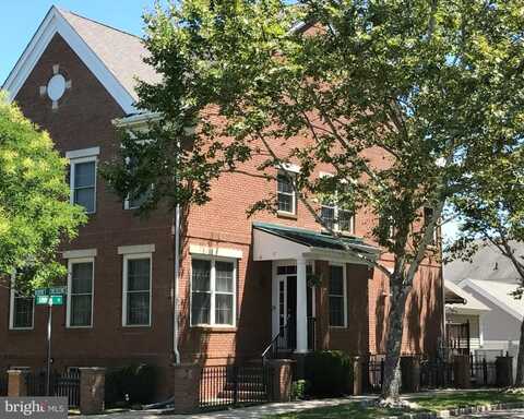 102 BURNET CRESCENT, ROBBINSVILLE, NJ 08691