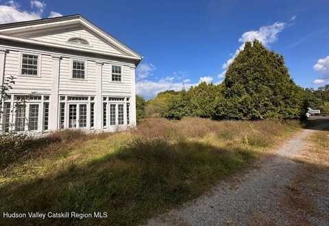 2261 Salt Point Turnpike, Clinton Corners, NY 12514