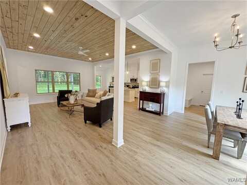 13500 Northside Road, Berry, AL 35546