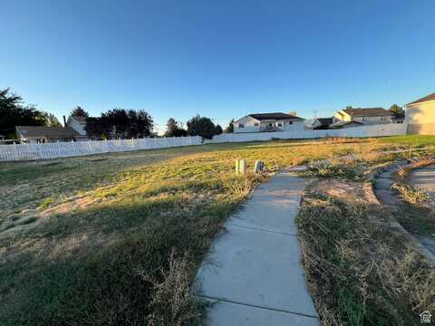 4272 W 4850 S, Roy, UT 84067