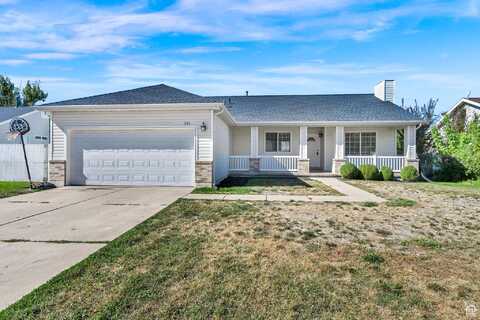 384 S CHRISTINE W, Kaysville, UT 84037