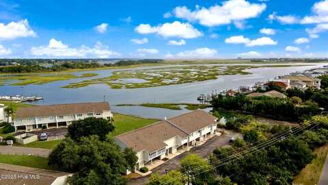 128 Captains Court, Wrightsville Beach, NC 28480