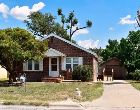 132 Avenue G, Hereford, TX 79045