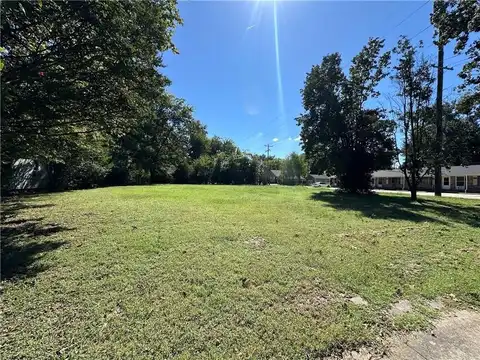 406 N 17th ST, Fort Smith, AR 72901
