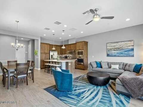 7338 E CASITAS DEL RIO Drive, Scottsdale, AZ 85255
