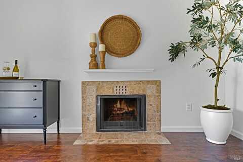 100 Marin Center Drive, San Rafael, CA 94903
