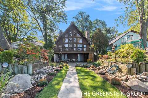 5926 122ND AVENUE, FENNVILLE, MI 49408