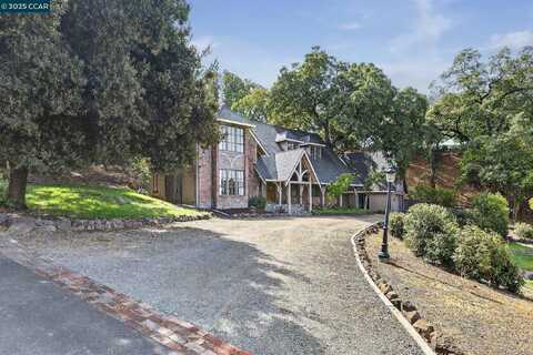 58 Saint Andrews Ln, Alamo, CA 94507