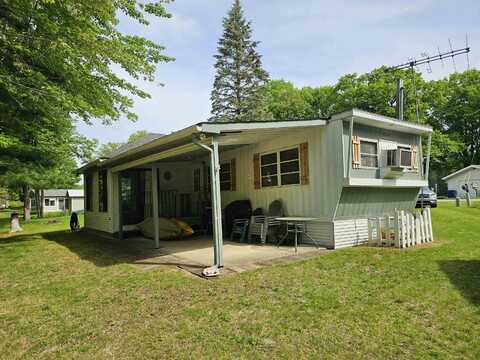 3259 Beaver, Gladwin, MI 48624