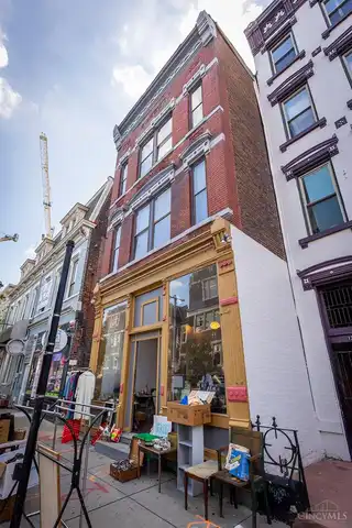 119 Calhoun, Cincinnati, OH 45219