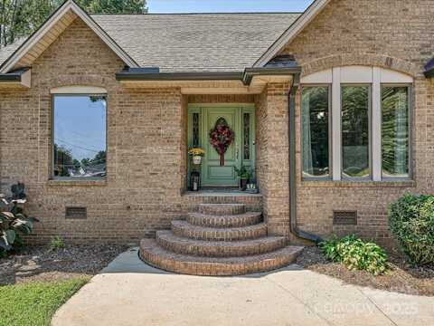 7146 Sifford Road, Stanley, NC 28164