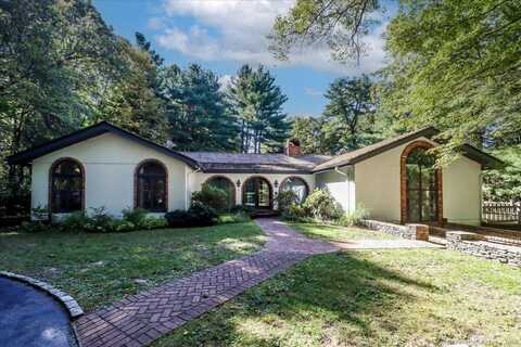 3 Sweetbrier Trail, Easton, CT 06612